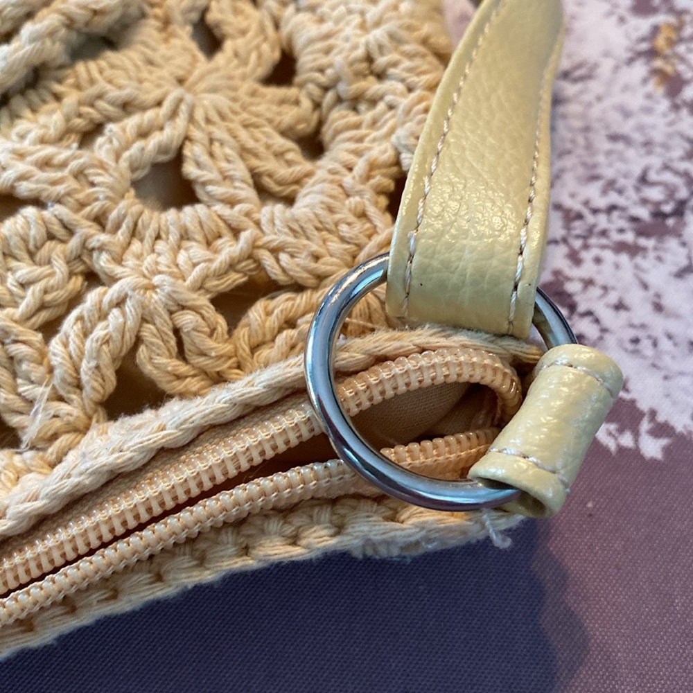 Purse - Picture 3 of 5